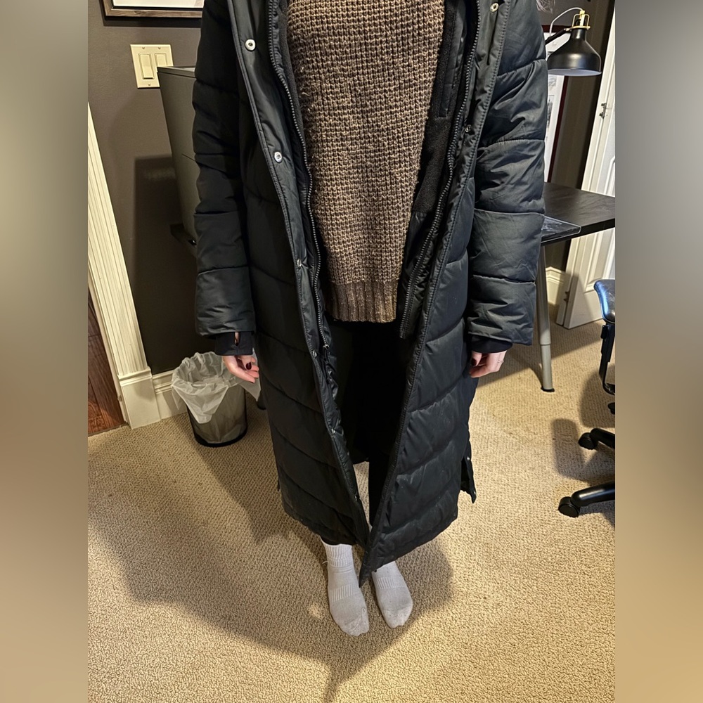Hollister Black Long Puffer Jacket (SOLD) - Picture 2 of 4